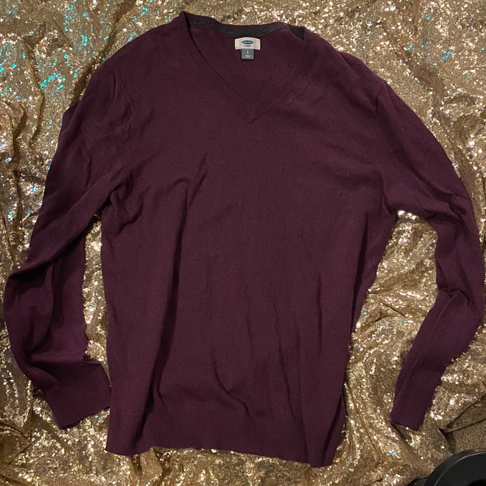 Men’s old navy plum sweater sz L